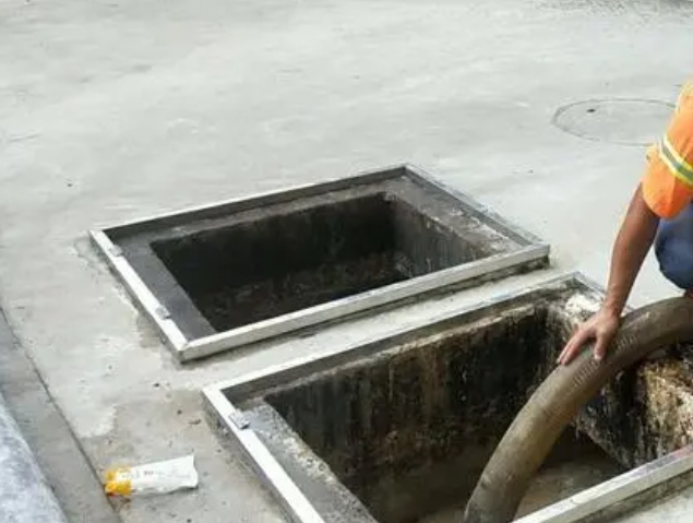 枫木镇化粪池清理
